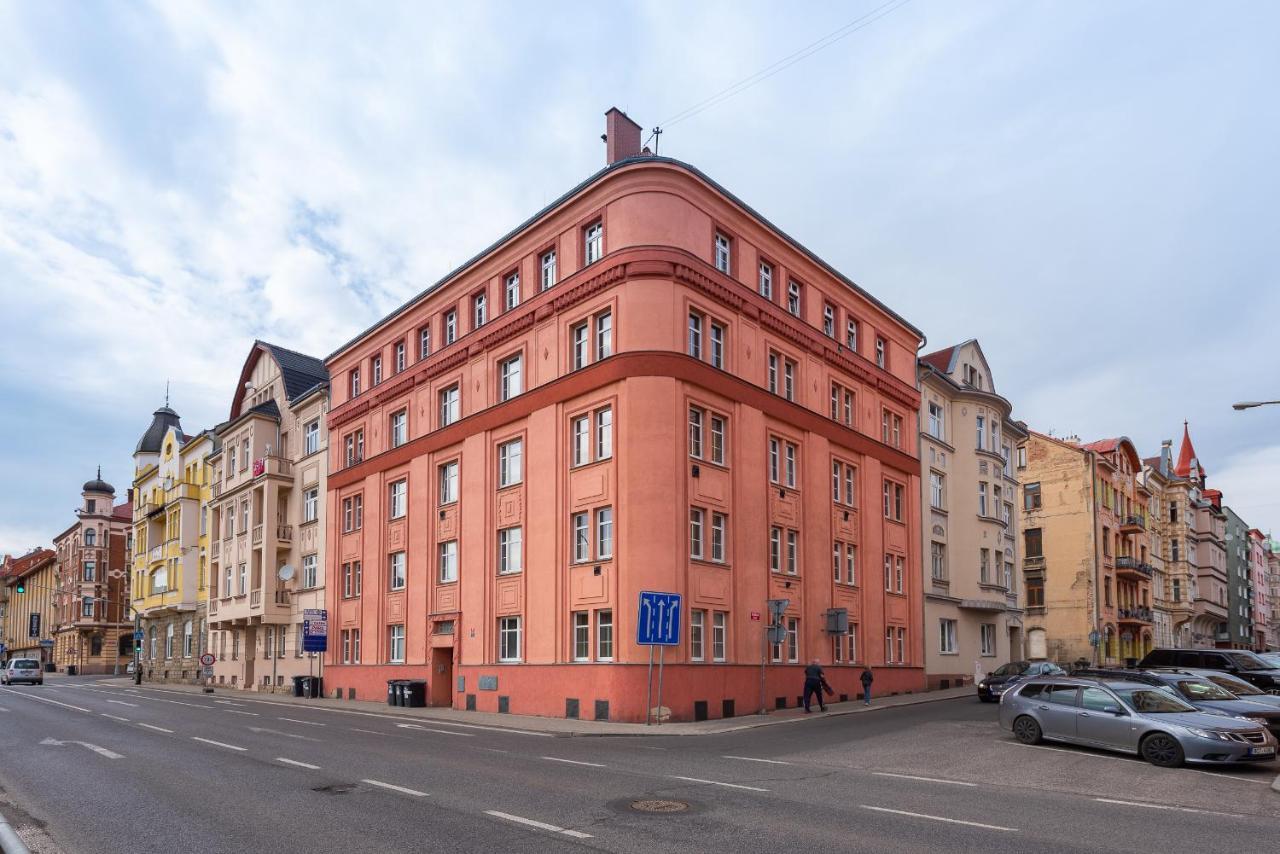 Lena Apartment Decin Bagian luar foto