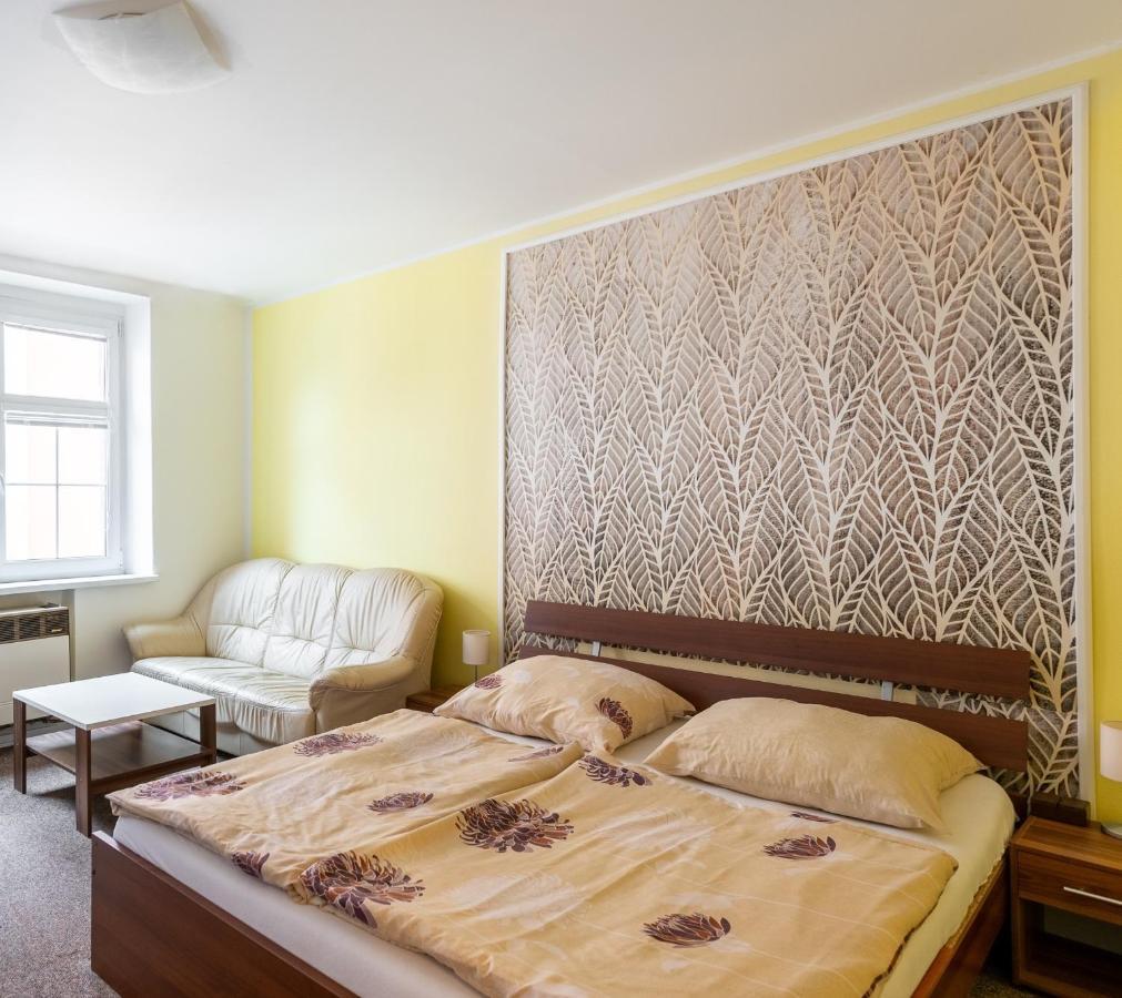 Lena Apartment Decin Bagian luar foto